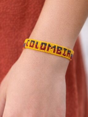 5/$25 Colombian Bracelet Pulsera de Colombia Beadwoven Friendship Bracelet